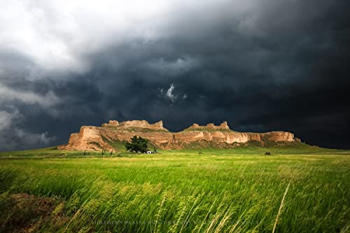 Zapadna fotografija tiskana slika bluffa pod olujnim oblacima na proljetni dan u blizini Scottsbluffa Nebraska Prairie Wall Art Nature